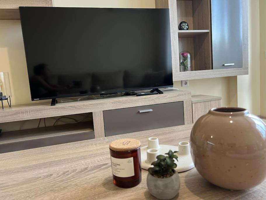 Cozy Apartment - Free Parking Plovdiv Eksteriør billede
